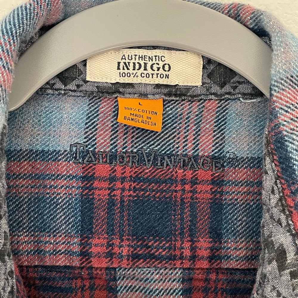Authentic Vintage Button Down Large - Picture 2 of 6